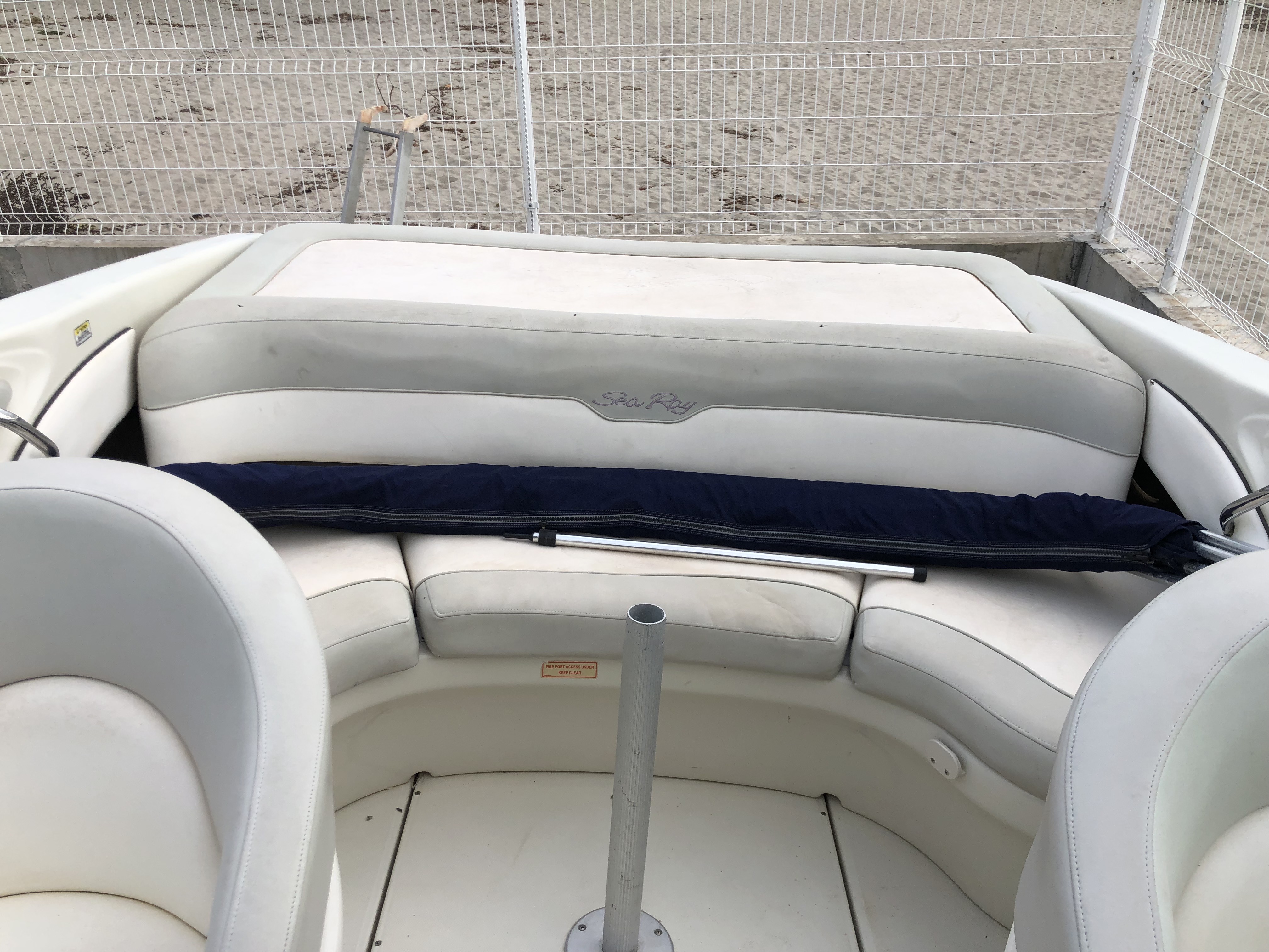 slider 3 Sea Ray  240 Overnighter